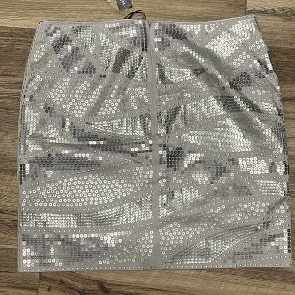 Whbm solve sequin mini skirt size 14 - Picture 2 of 3